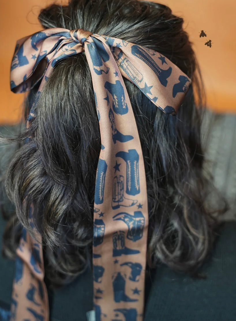 Buckskins & Bows